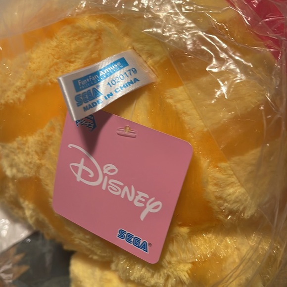 Cute Disney Winnie the Pooh Plush (NWT) from Japan - Picture 3 of 3